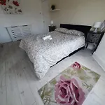 Easy Hostel Stay