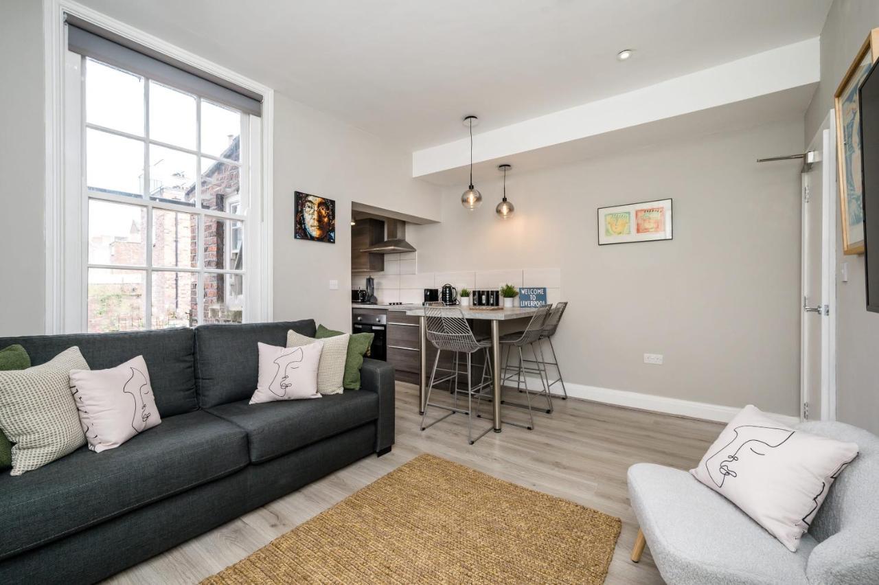 Host & - Stunning Georgian Multi-unit Townhouse Holiday home *