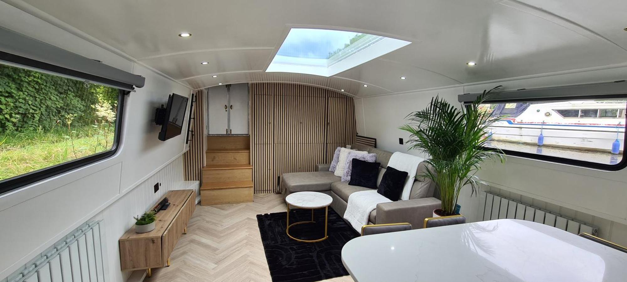 Luxury Boat Sleeping 6 Wifi Botel *