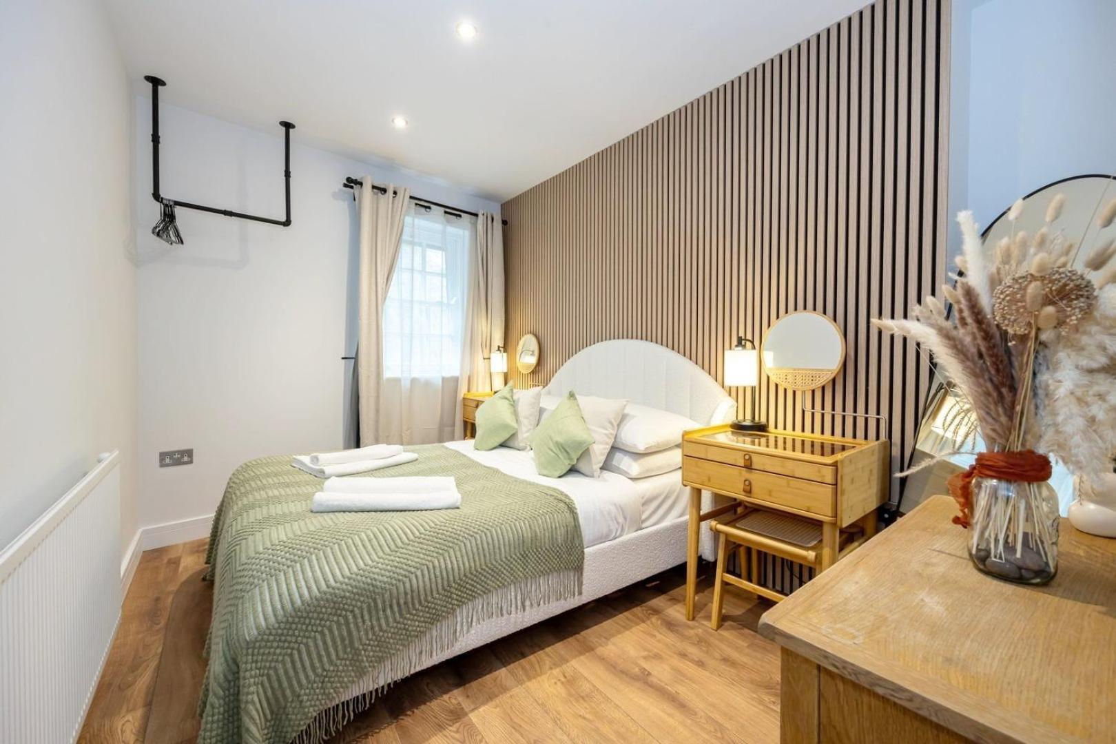 Guestready - Georgian Quarter Retreat With Terrace *