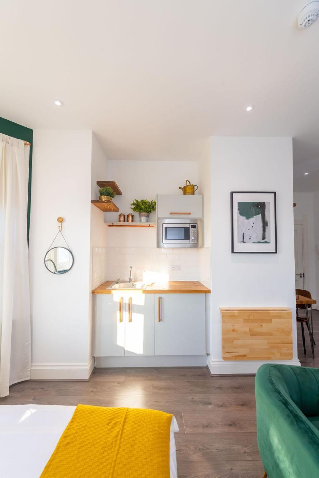 Aparthotel No 27 *