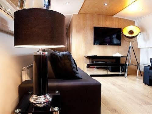 Hollywood & Barges Hotel Liverpool