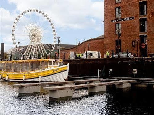 Hollywood & Barges 5* Liverpool