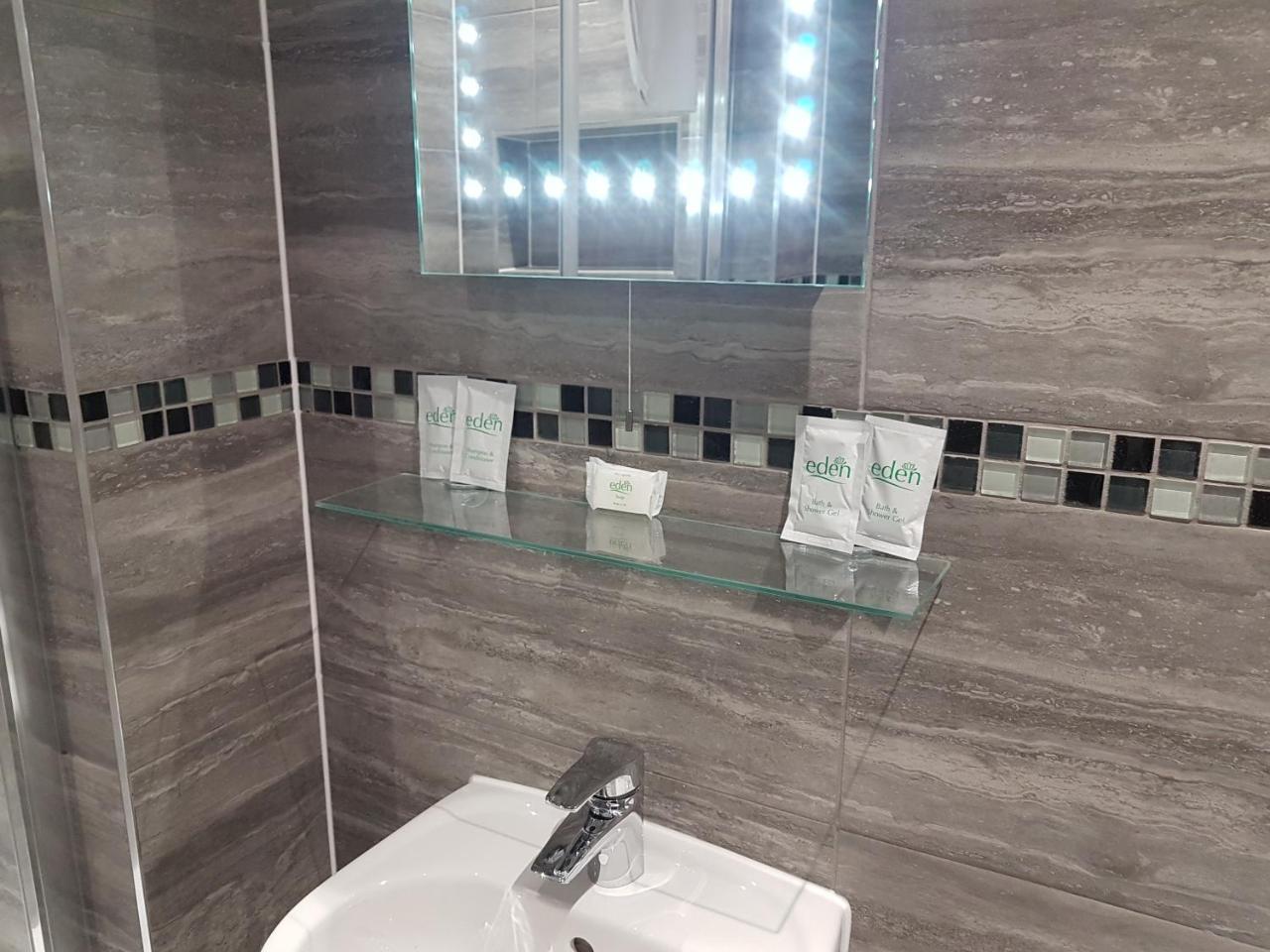 The Glebe Hotel Liverpool