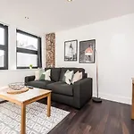 Central Aparthotel By Ustay