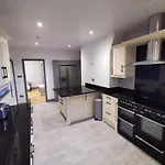 Shared House Close To Liverpool City Center & Lfc/Efc