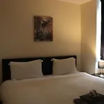 Dockside Lodge