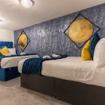 Hackins Hey Stylish Central Duplex - Quiet & Convenient