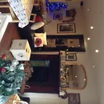 Cargo Cafe Apartments