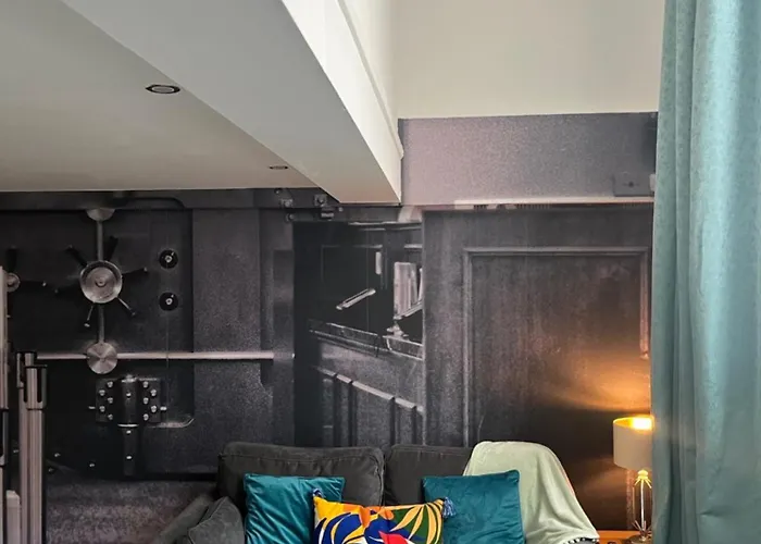5 Halifax House, Apartment 3