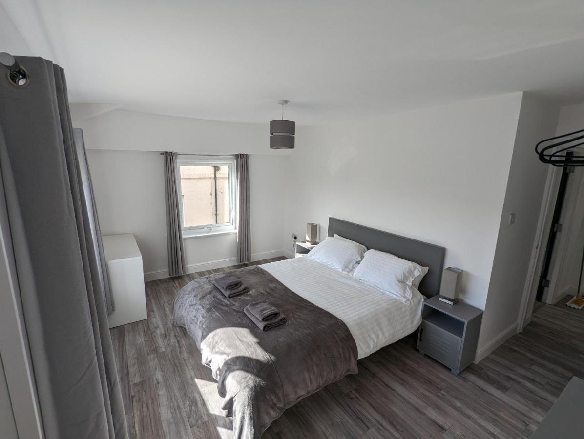 Apartment Windsor 2