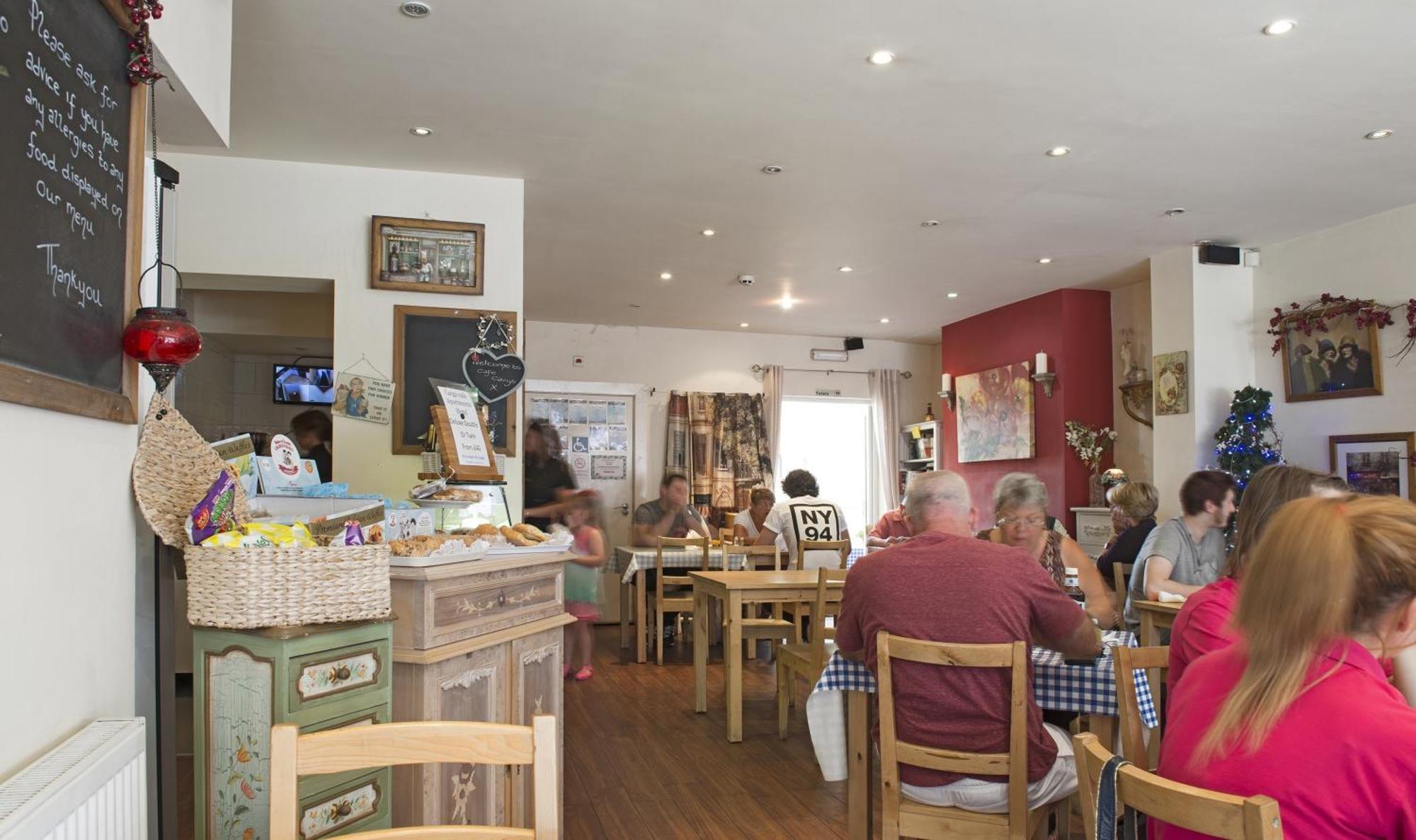 Bed & Breakfast Cargo Cafe