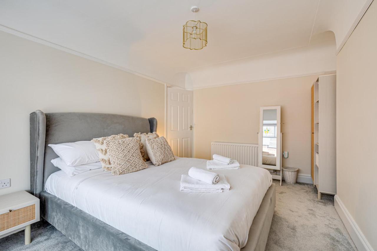 Elegant 3 Bed House Near Centre Liverpool