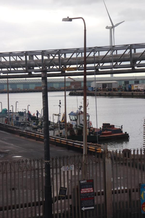 Hostel Dockside
