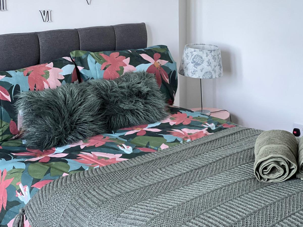 Bed & Breakfast Lodge-room-21
