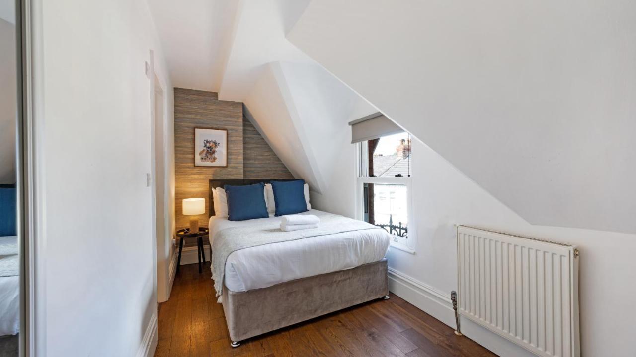 Host & - Kensington Quarters *