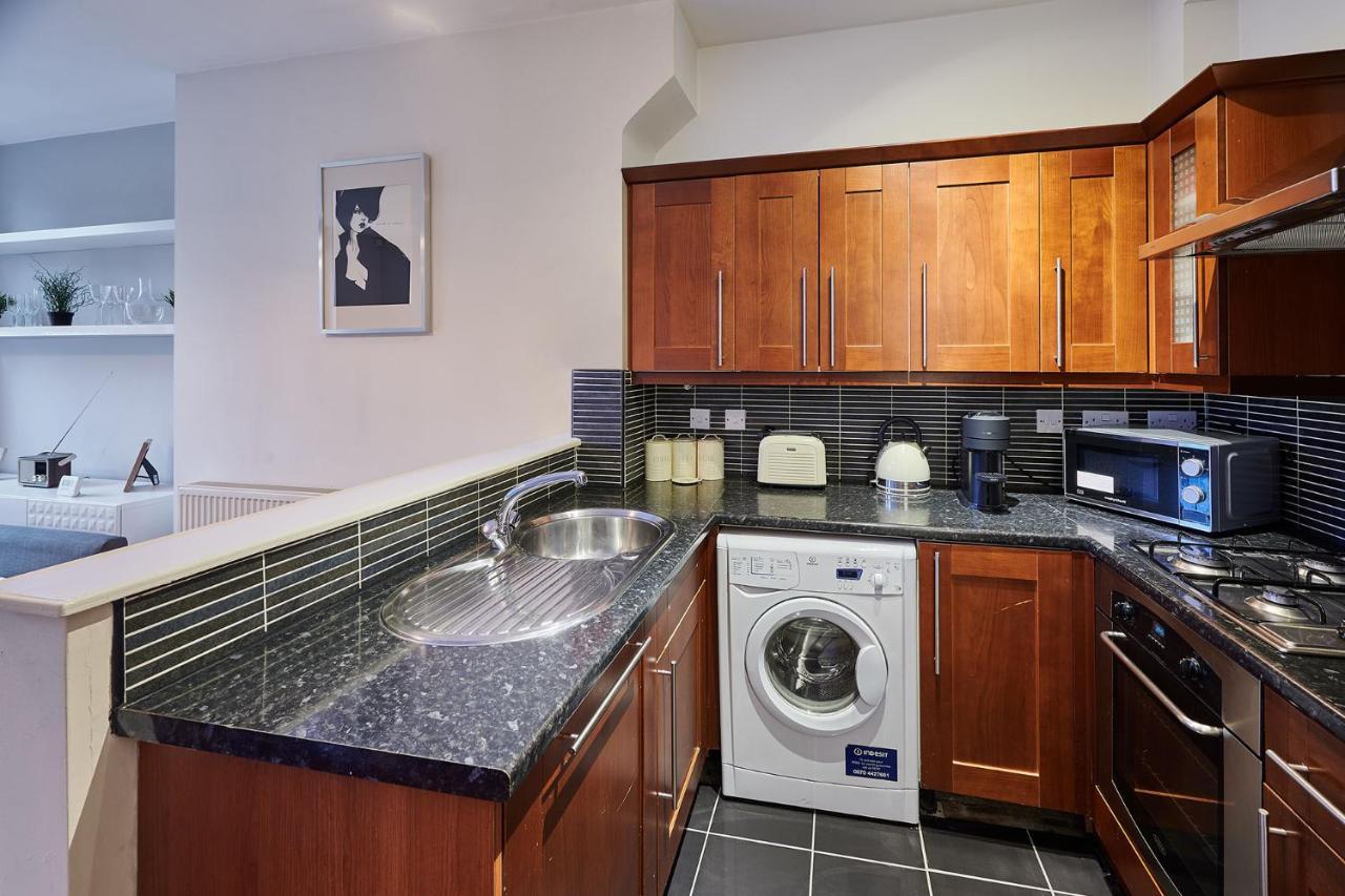 Host & - The Ivanhoe Retreat Apartment