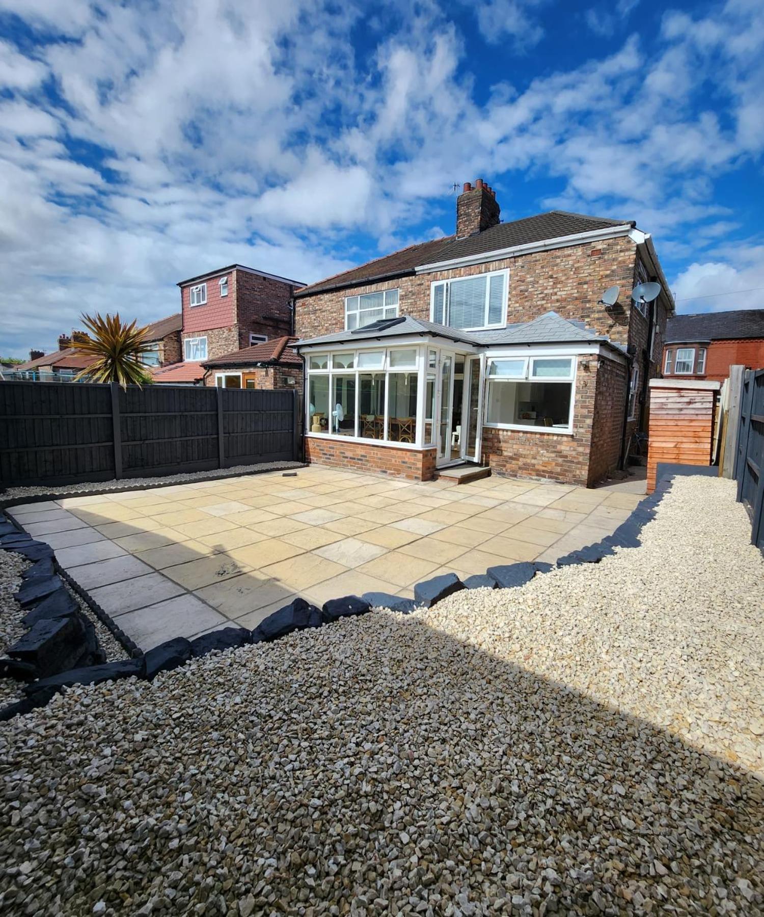 Holiday home Elegant 3 Bed House Near Centre Liverpool