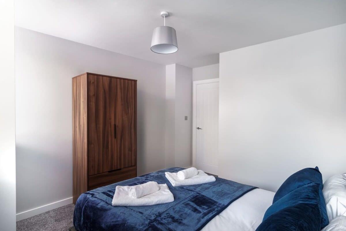 Lovely 1 Bedroom Apartment