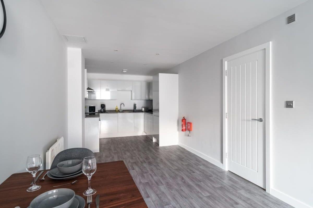 Lovely 1 Bedroom * Liverpool