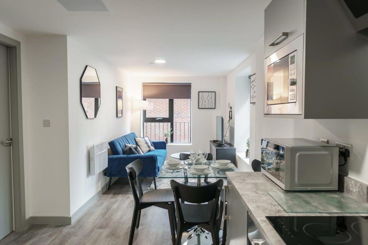 Lovely 1 Bed In Centre Apartment
