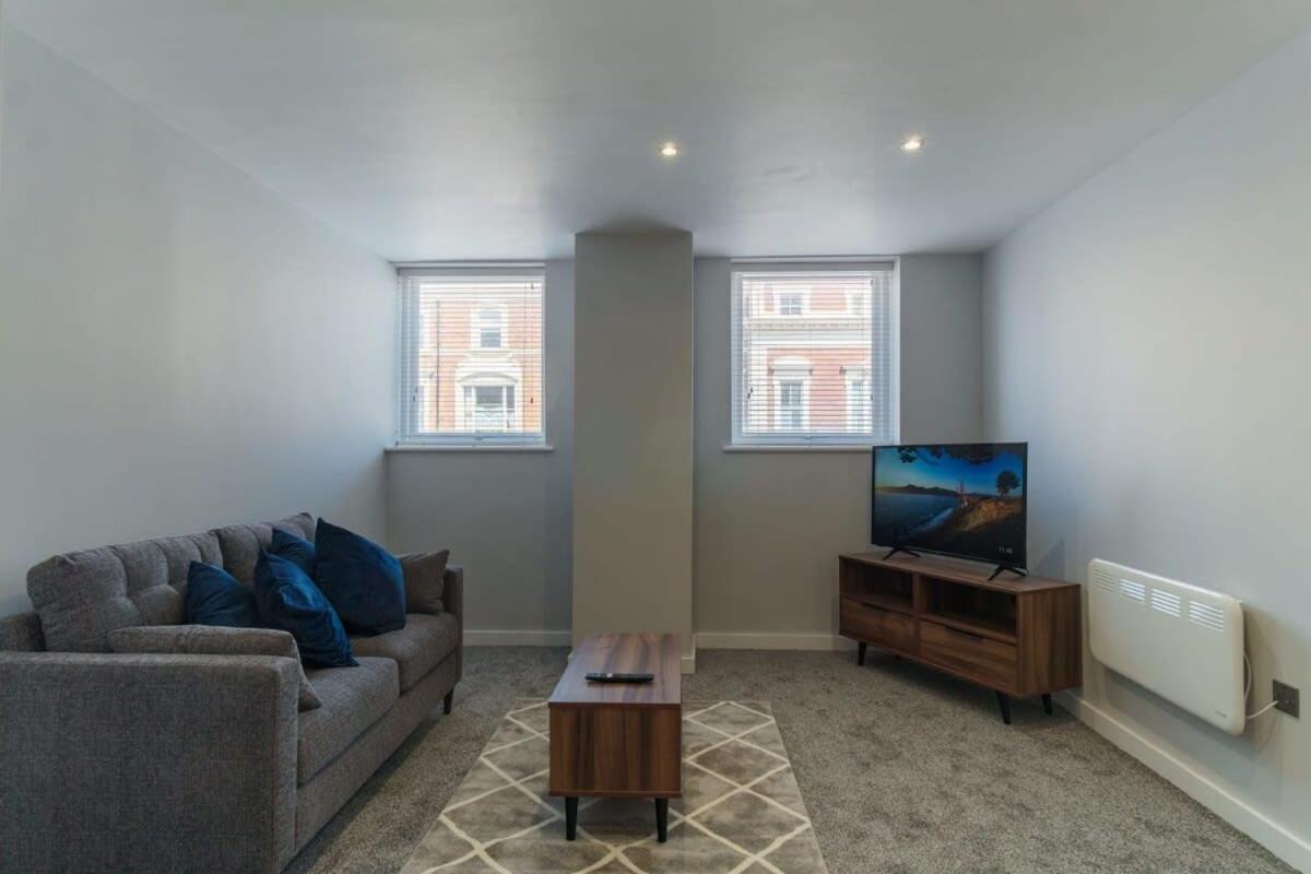 Apartment Modern 1 Bedroom In *