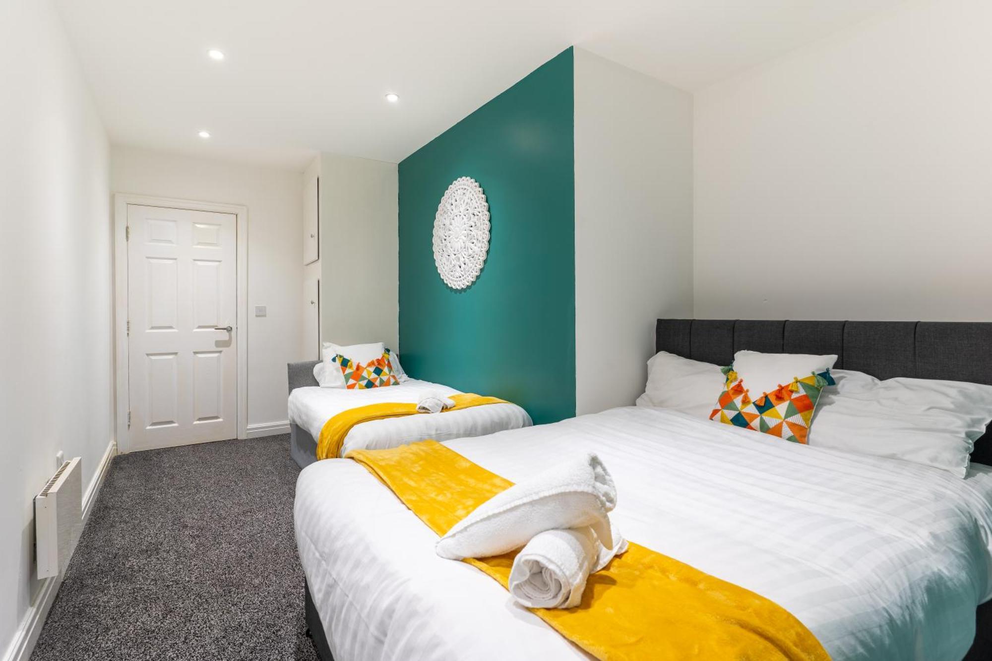 Hackins Hey Stylish Central Duplex - Quiet & Convenient Apartment Liverpool