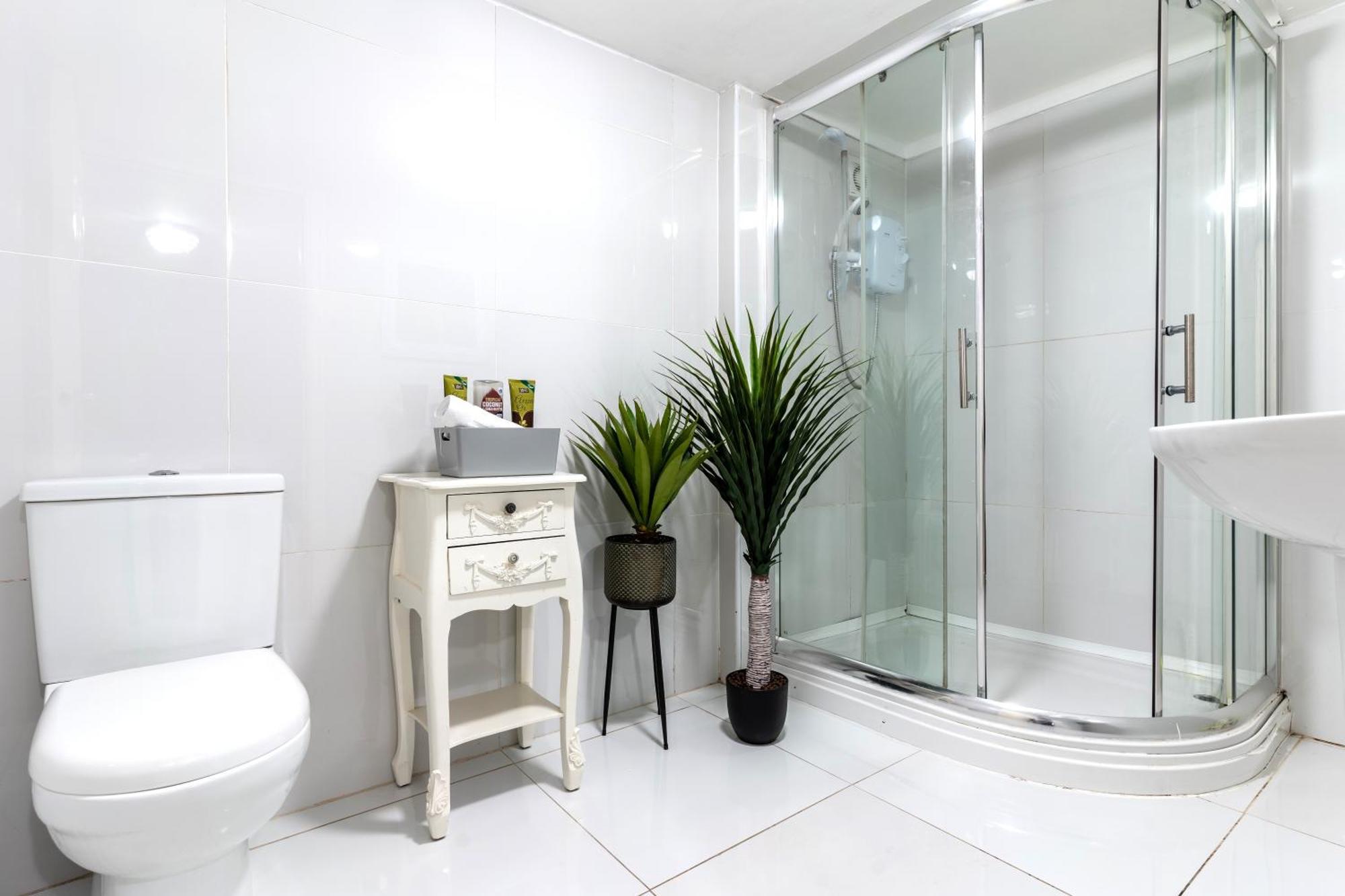 Hackins Hey Stylish Central Duplex - Quiet & Convenient Apartment *