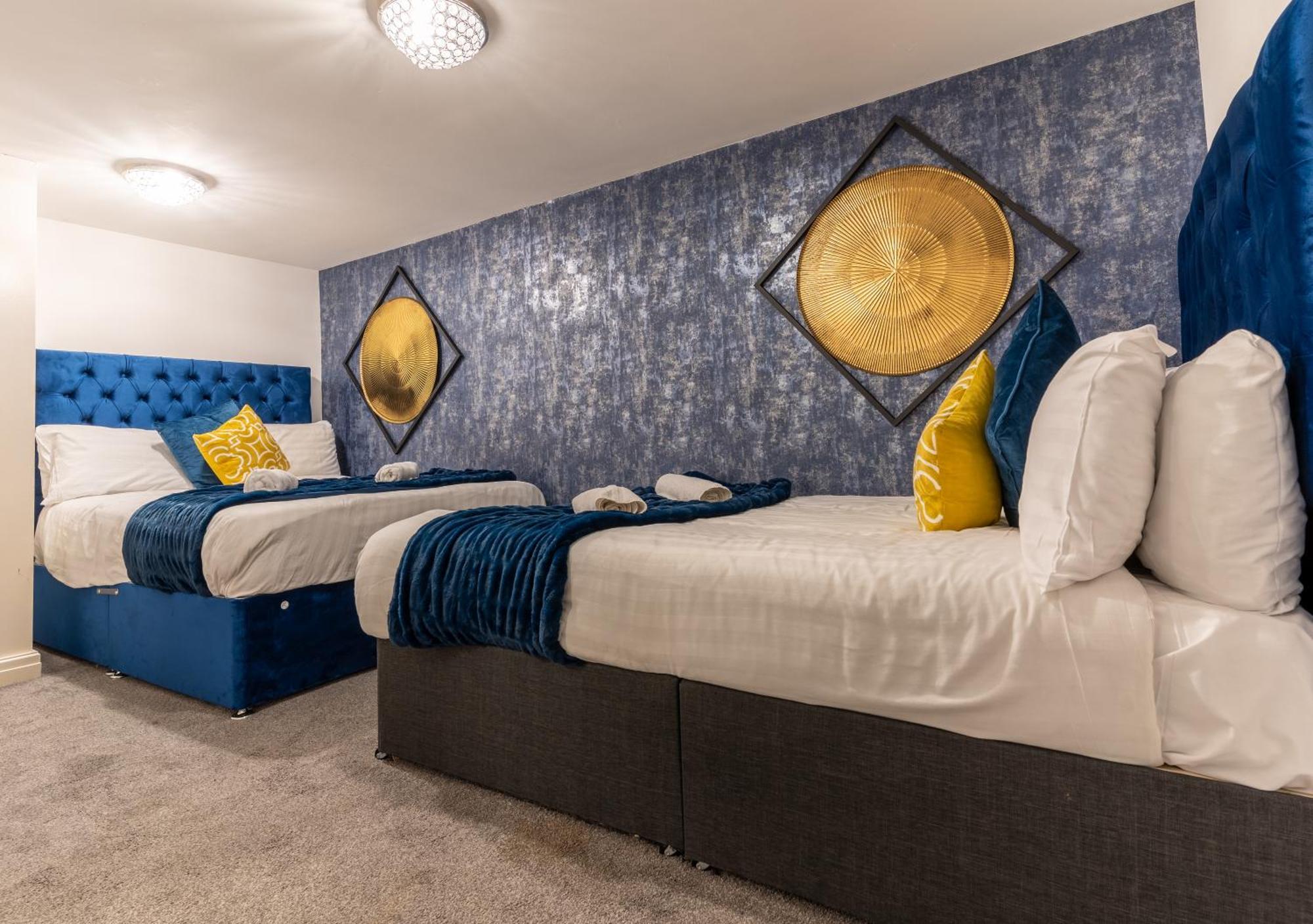 Hackins Hey Stylish Central Duplex - Quiet & Convenient Apartment *