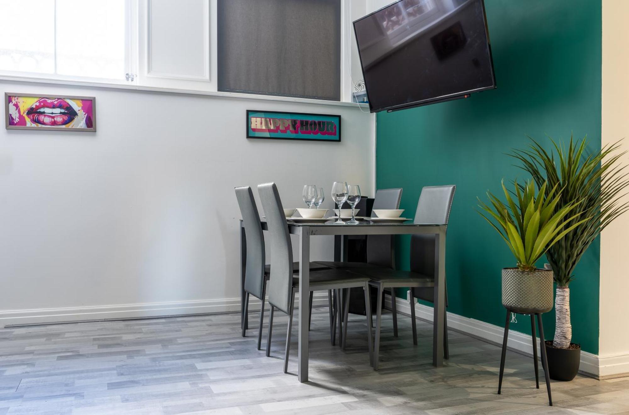 Apartment Hackins Hey Stylish Central Duplex - Quiet & Convenient *