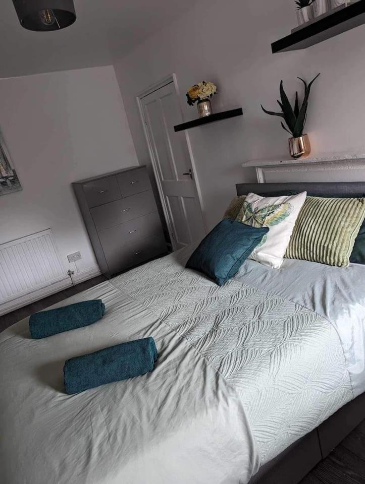Apartment Holiday In City Centre *