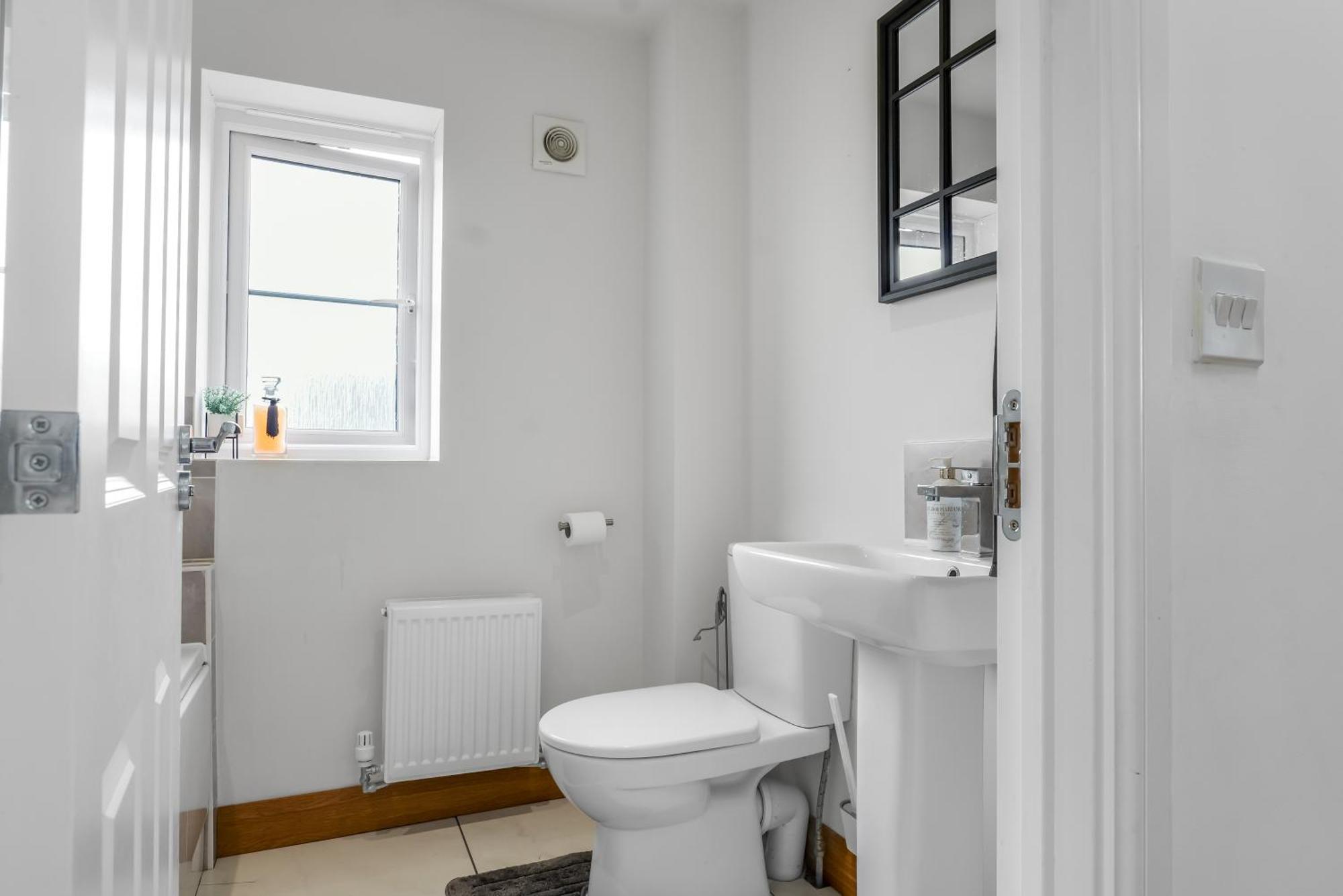 Guest house Luxurious 4 Bedroom House Liverpool