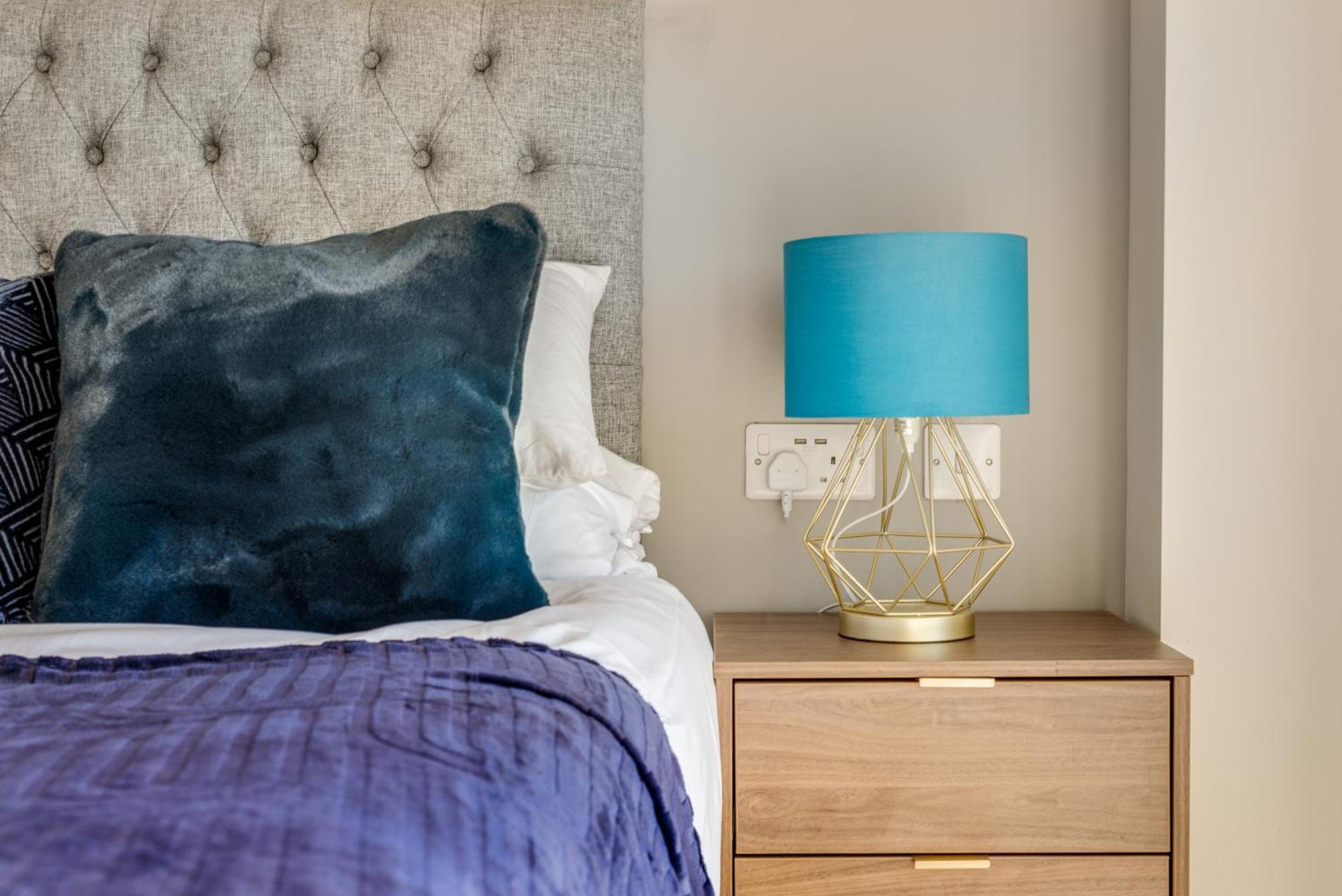 Huge Long Offers! Lux City-edge Stay! Perfect For Business & Leisure Apartment *