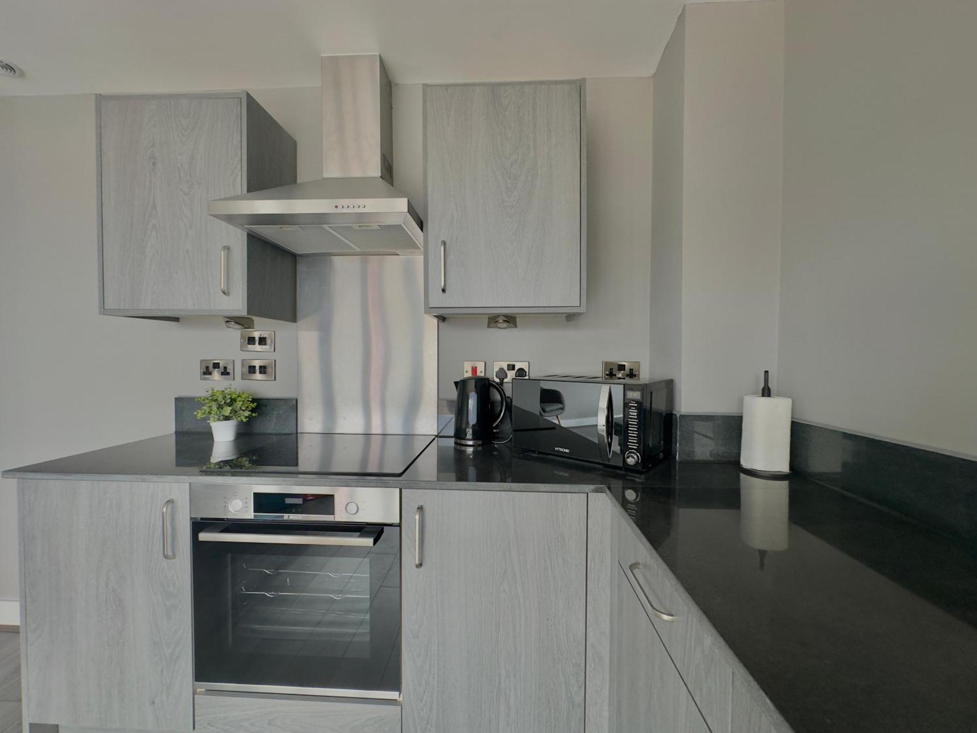 Apartment Monarchs Quay Arena By Happy Days