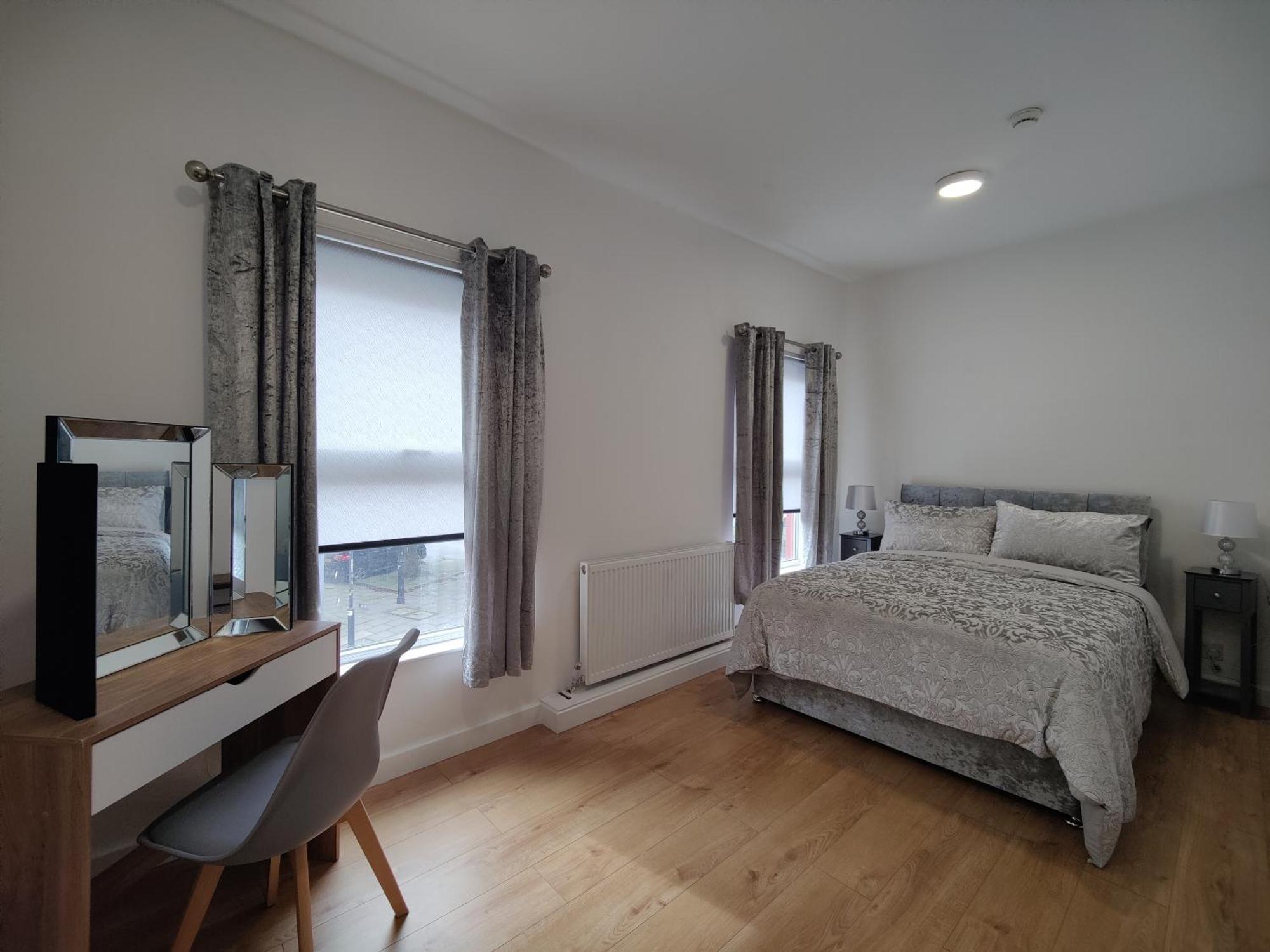 - Hall Lane Opp The Royal Hospital Close To City Centre Guest house Liverpool