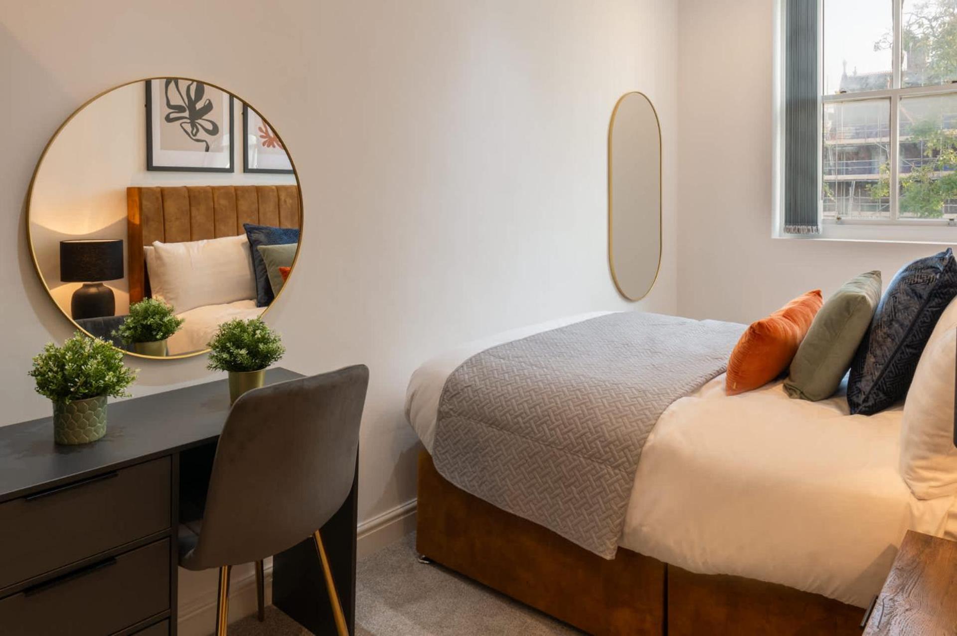 Host & - Princes Place Living *