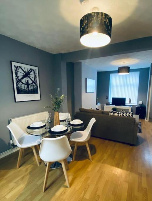 Apartment Goodison Lodge, With Free Parking *