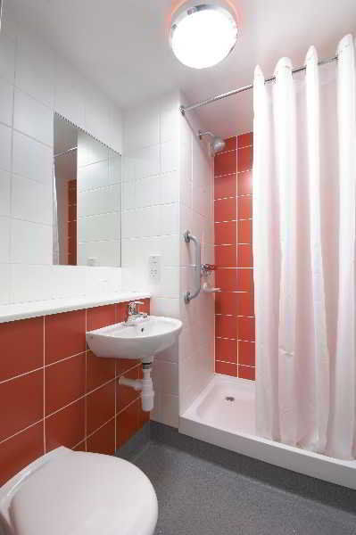 Travelodge Stonedale Park Hotel 3*