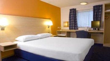 Travelodge Stonedale Park Liverpool