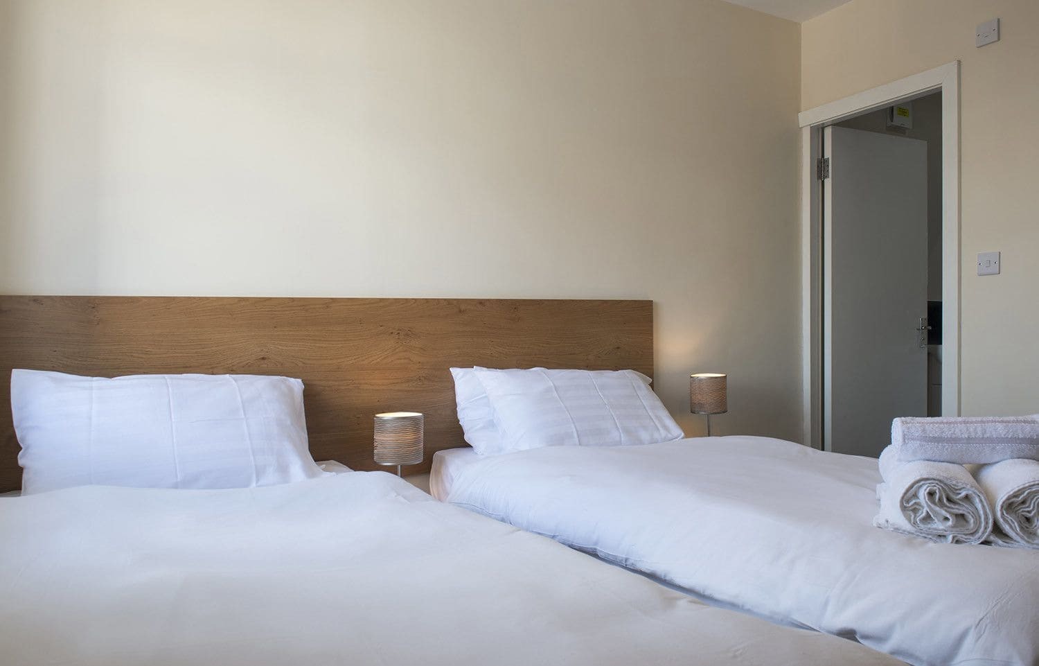 Cargo Cafe Bed & Breakfast 3*