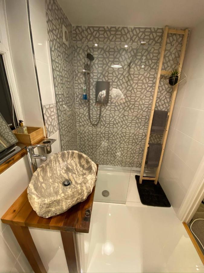 Holiday home Luxury 5* With Secret Garden And Free Parking Liverpool