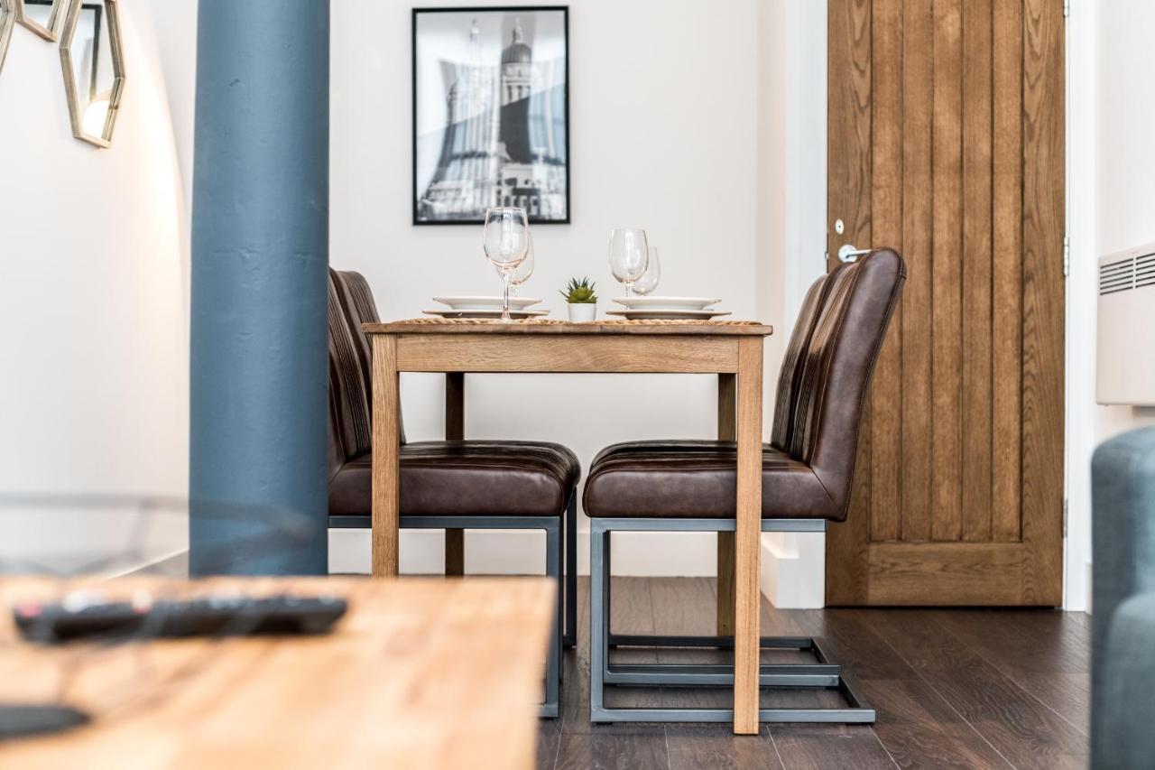 Central By Ustay Apartment