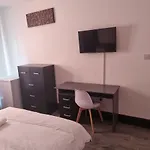 Beautiful 11-Bed House In Liverpool