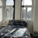 2 Bedroom City Centre Apartment 35 Victoria Street