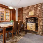 Anfield Cottage - Air Host & Stay - Historic Anfield Experience