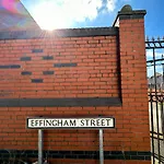 Regent Docks-Free Parking
