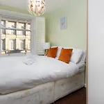 Flatzy - 3 Bedroom Apartment In Heart Of City Centre