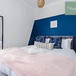 Fantastic Four Bedroom Family Home By Purestay Short Lets & Serviced Accommodation Merseyside Liverpool