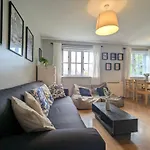 Vintage 2-Bed City Centre Gem Free Parking