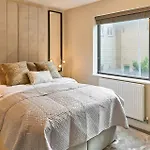 Host & Stay - Chic Townhouse By The Docks